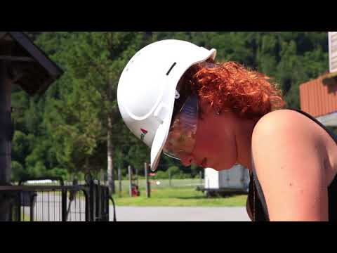 Video: Tierheim-Arbeitstag in der Ponyauffangstation Ponyhof Hope