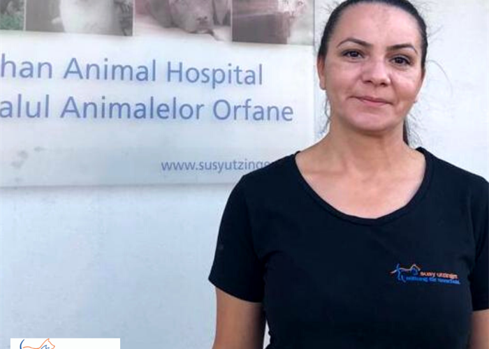Veterinary practice assistant Mihaela Foca